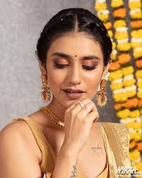 Priya Prakash Varrier on X: Namaskaram! Did you see how I got  OnamReadyWithNykaa this year? Check out the link in my bio to watch the  video! Im in LOVE with this look!