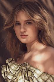 In The Sun With Emma Nelson — Rose & Ivy