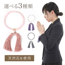 葬式 数珠 女性