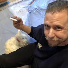 A polar fox made a daring escape from a small zoo in Germany this week,  clearly aiming for freedom... but underestimated how exhausting freedom can  be. 🦊 After a short run for