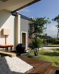 The loft is an apartment building with double unit ceiling, where the upper floor overlooks the lower floor. The Loft Bangsar Baru Ong Ong Archello