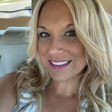 Maria Sherlock's Instagram, Twitter & Facebook