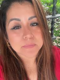 selfie #justme #pictureoftheday #saltillo #saltillocoahuila #mexicangirl  #mexicana #mexicangirls #happiness #colorful #instagrampicture 💕😊