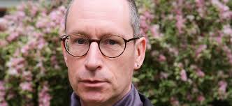 Brian Dillon: ensayo sobre el consuelo