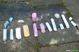 Zu Schade Fur Den Mull Eierschalen Sind Vielseitig Verwendbar Kreide Selber Machen Malkreide Kreativ