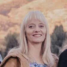 Marian Irving's Instagram, Twitter & Facebook