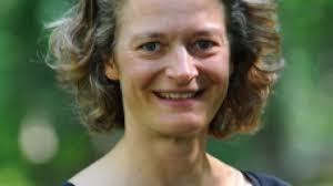 Dr. Ernst De Mooij, University of Toronto