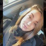 Nadia Keen's Instagram, Twitter & Facebook