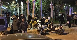 Έχω δεχθεί σεξουαλική επίθεση από βουλευτή. Pyrobolismoi Ston Neo Kosmo Dyo Nekroi Kai Dyo Traymaties To Mosxato Moy