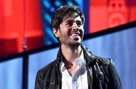 Maluma, baby apenas sale el sol y tú te vas corriendo sé que pensarás que esto me está do. Here S What Enrique Iglesias El Baa O Means Billboard Billboard