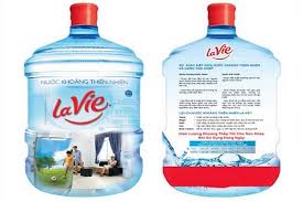 Gi&aacute; b&igrave;nh nước kho&aacute;ng Lavie 20L c&oacute; v&ograve;i bao nhi&ecirc;u tiền?