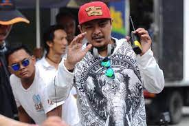 This is bikers kental 2 gala premiere 2019 by peephole pictures on vimeo, the home for high quality videos and the people who love them. Bikers Kental 2 Tidak Cukup Hebat Untuk Perkukuh Portfolio Helmi Yusof Wayang Mstar