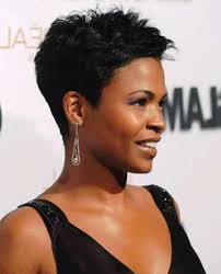 Short hair for summer is always the ideal choice for most people, especially short african american hairstyle with bangs. Short Haircuts For African American Hair Folade