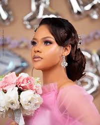 MAKEUP ARTIST IN ACCRA -GHANA 🇬🇭 (@lushnloud) · Accra