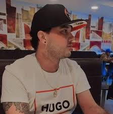 Enrique Huesca (@azer.huesca) • Facebook