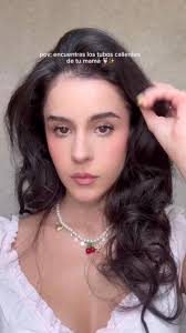 Ana Paula Capetillo compartió su primer intento de peinado con los tubos  calientes de su mamá Bibi Gaytán. La actriz aprovecho la publicación para  pedir tips a sus seguidores. , 🎥IG: paucapetillog, Te ...