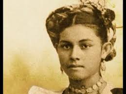 The Hummingbird's Daughter by Luis Alberto Urrea