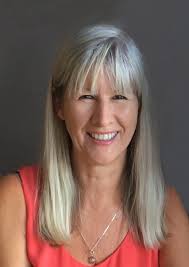 We are selecting artists for a wonderful international art catalog. You  still have time to participate, get involved  https://arteide.org/en/international-art-catalogue-en/ What a great idea if  one has the structure to achieve this show