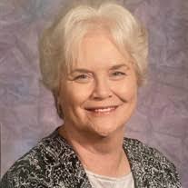 Louise Randolph's Instagram, Twitter & Facebook