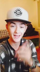 Skyla Sharp (@SkylaSharp)