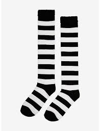Black And White Striped Knee High Socks Black White Stripe Knee High Socks In 2020 Striped Knee High Socks Black White Stripes White Stripe