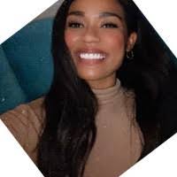 Miranda Strong's Instagram, Twitter & Facebook