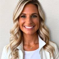 Anna Decker's Instagram, Twitter & Facebook