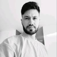 300+ perfiles de «Danny Palacios»