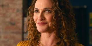 Netflix's Stay Close Cast & Character Guide