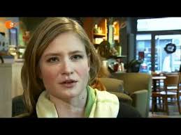 She has received awards including the silver bear, european film award, and lola. Julia Jentsch Interview Zu Effi Briest Youtube