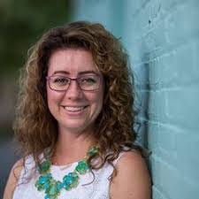 Elizabeth Varney's Instagram, Twitter & Facebook