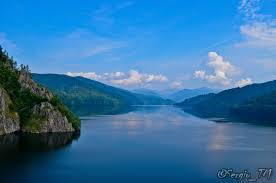 Road trips are an excellent time to take in the scenery and experience new vistas (no, not that one). Wallpaper Life Travel Blue Wild Sky Lake Mountains Nature Water Beautiful Azul Digital Wonderful Lago See Nikon Europa Europe Heaven Day View Dam Lac Clear Romania 1855 Nikkor Eastern Carpathians Munti
