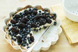 È la famosa torta ai mirtilli, la popolare torta americana che ritroviamo in tutti i telefilm d'oltreoceano. Blueberry Pie Ricetta Originale Americana Della Torta Ai Mirtilli