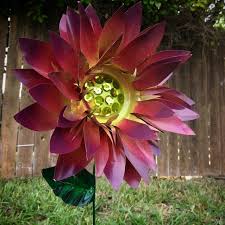 Great prices on flowers metal. 14 Diy Metal Yard Flowers Ideas Tin Can Flowers Tin Flowers Tin Can Art