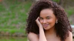 Lucy Ramos celebra 3 meses de sua bebê e se declara