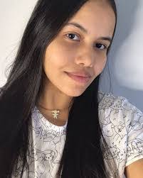 Debora Gomes's Instagram, Twitter & Facebook