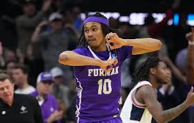 Alex Wilkins arrives for Kentucky visit; Cruz Davis is also planning to  visit - Yahoo Sports