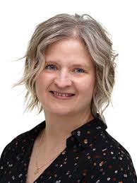 Lori Steinman's Instagram, Twitter & Facebook