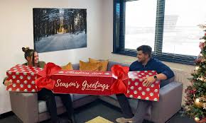 As little as 20 dollars per year will help ensure diyc is here for years to come and continue to be the largest and most helpful christmas light community in the world! The Two Metre Christmas Crackers For A Socially Distanced Day This Is Money