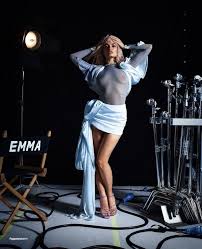 Emma Mackey Nude Photo Collection - Fappenist