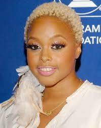 Coupes cheveux visage rond pour femme tendance 2020. Epingle Sur Hairs Colors