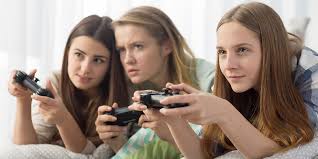 My little idol juego maquillage. Beyond 50 50 Breaking Down The Percentage Of Female Gamers By Genre