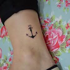 Beruhrung Klein Geschrieben Motivations Zu Frau Als Mann Noch Symbol Knochel Beruhrung Geschri Ankle Tattoos For Women Simple Arm Tattoos Ankle Tattoo Small