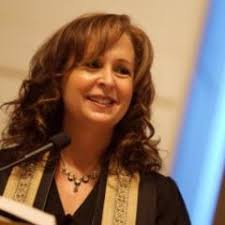 Volunteer of the Month: Cantor Lisa Segal