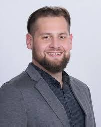 Andrew Chard's Instagram, Twitter & Facebook