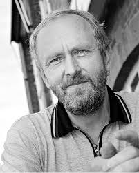 Managing Global Transitions: Globalisation, Localisation, Regionalisation