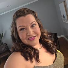 Taryn Metrokotsas Sneed (@taryn.sneed) • Instagram photos and videos