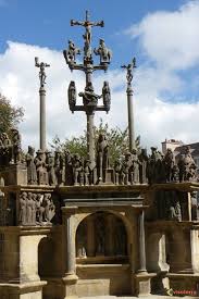 Plougastel Daoulas Le Grand Calvaire Bretagne Bretagne Finistere Tour De Bretagne