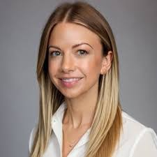 Teri Hatfield's Instagram, Twitter & Facebook