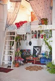 Wouldn T It Be Fun To Turn One Small Room Into A Permanent Bunk Bed Paradise I Dunno Just Dreaming Alcove Bed Bohemian Bedroom Dream Bedroom